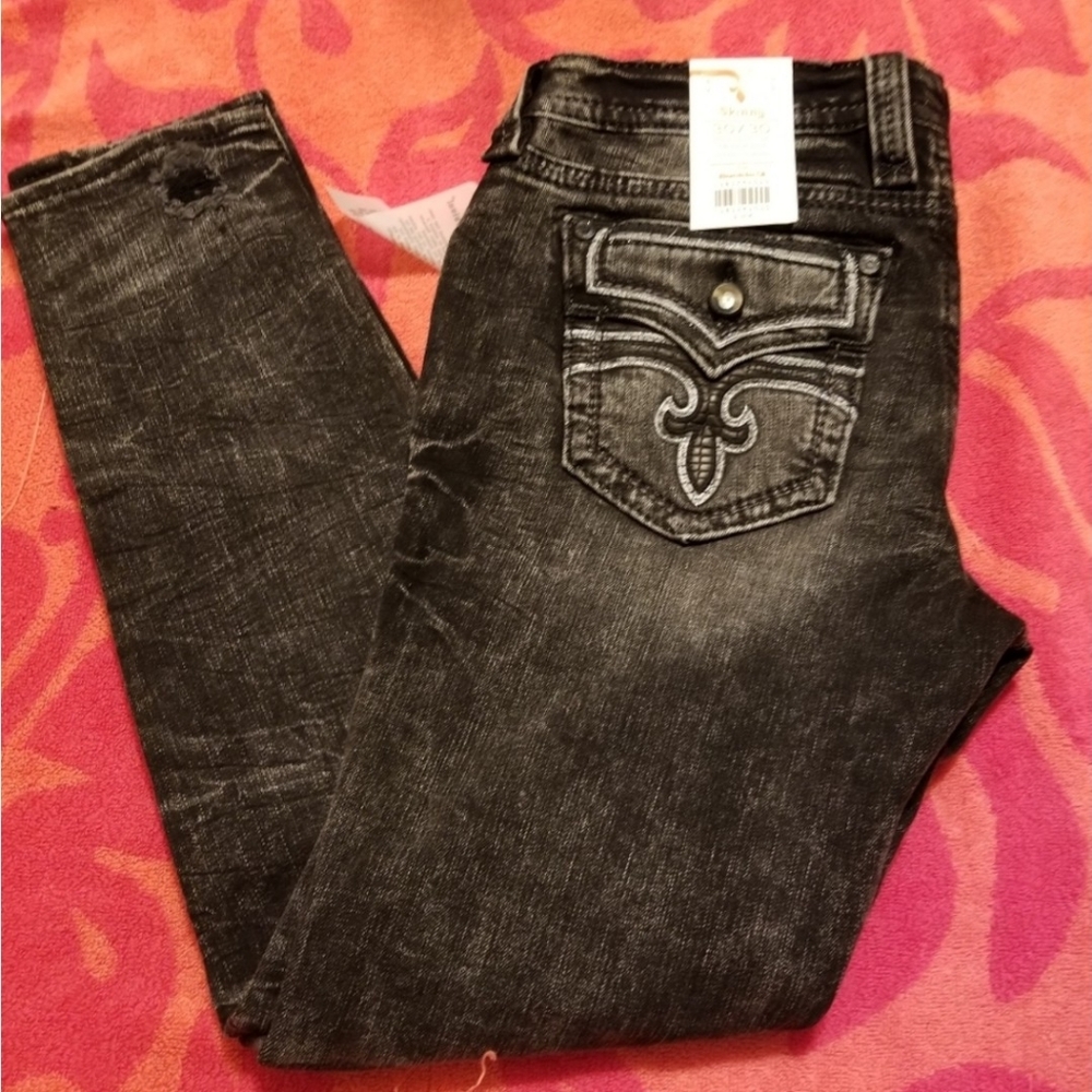 SZ 30-30 ROCK REVIVAL SKINNY JEANS NWT